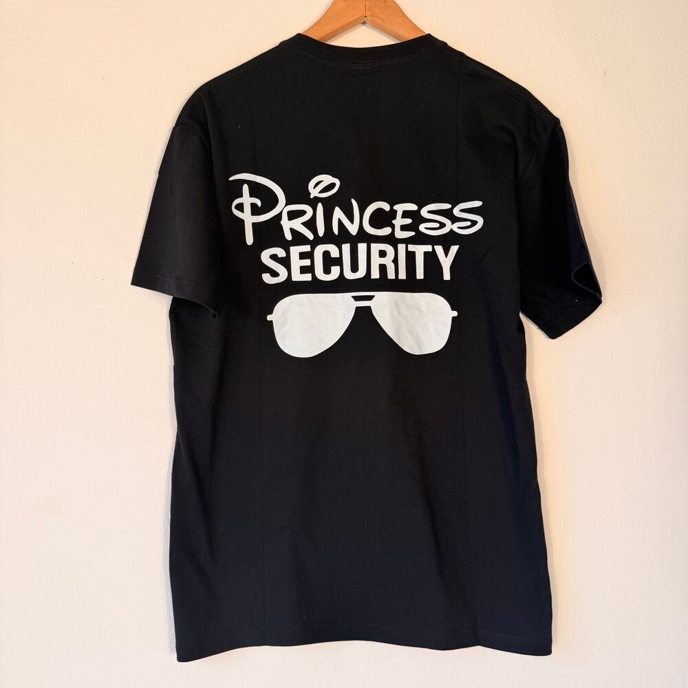Princess Security Black Graphic T-Shirt Size Large